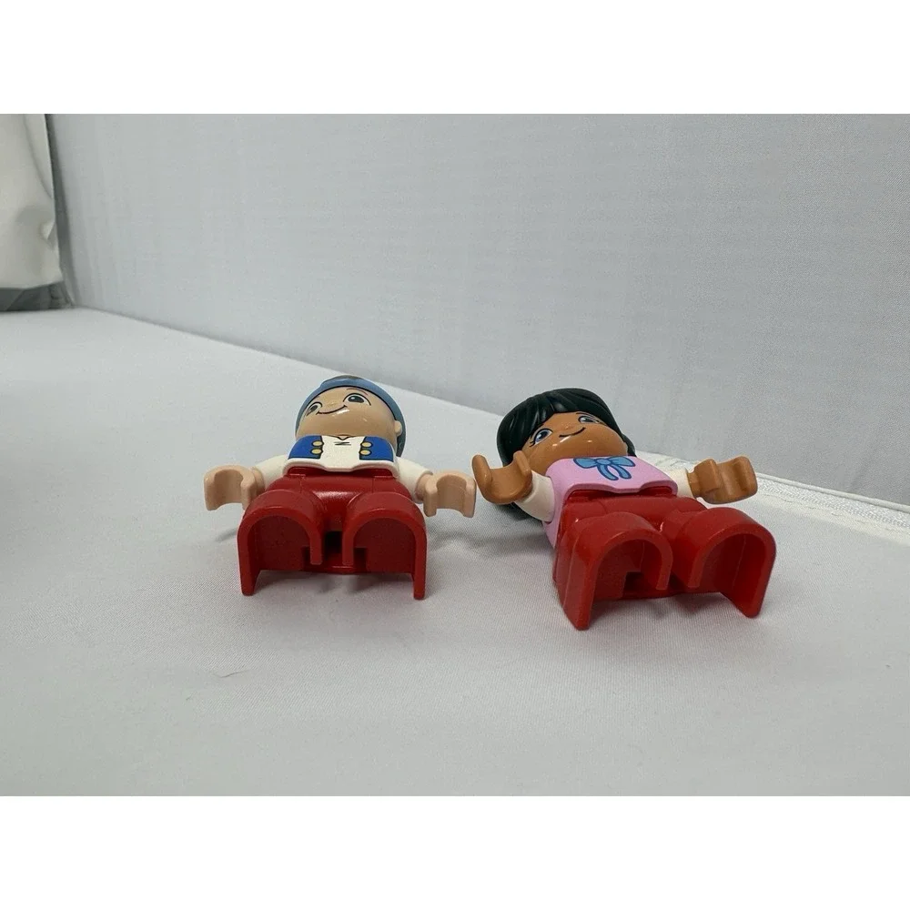 2 LEGO Duplo Creative Building Basket  Minifig 2" Girl Bow Cubby Jake & Pirates - Picture 7 of 9